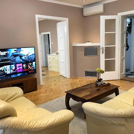 Margaréta Apartman Pécs Exterior foto