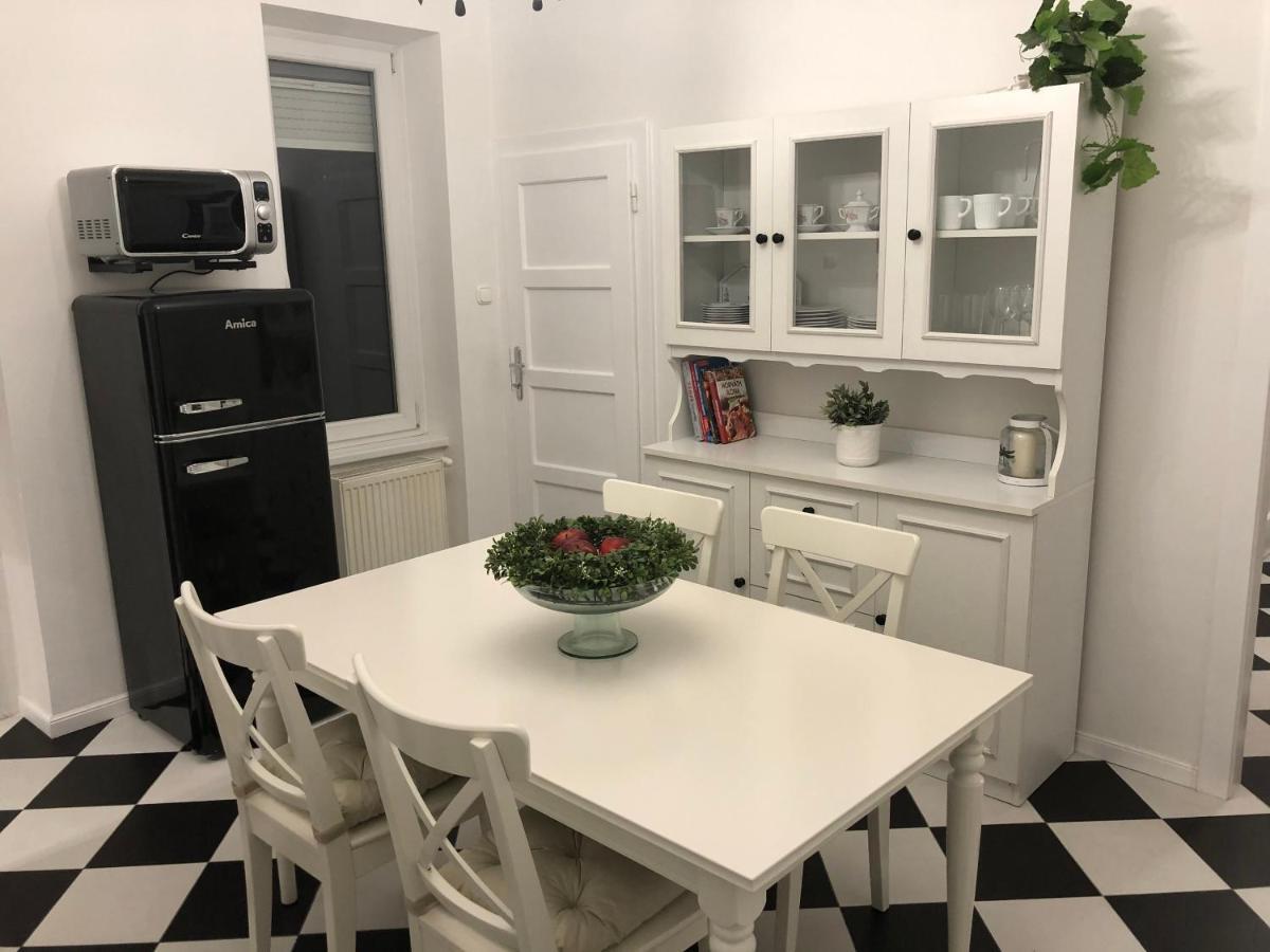 Margaréta Apartman Pécs Exterior foto